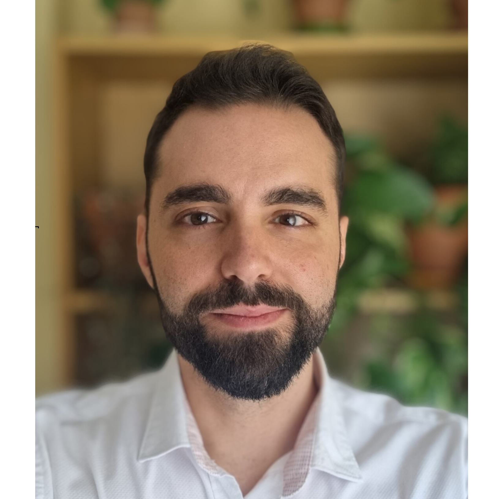 スペイン語個人レッスン講師アドリアン